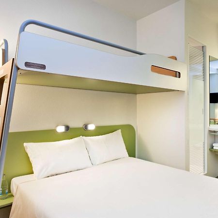 Ibis Budget Antwerpen Port Bagian luar foto