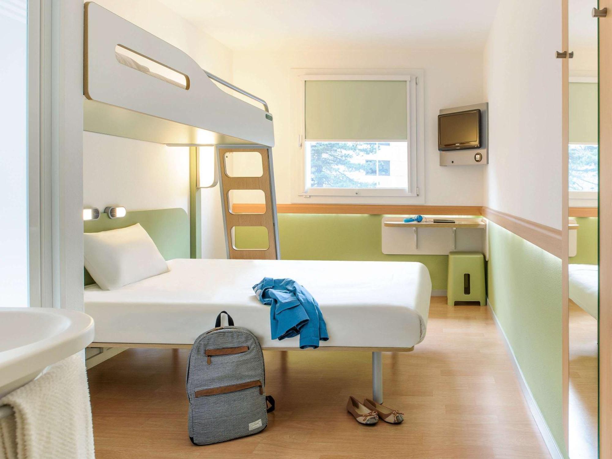 Ibis Budget Antwerpen Port Bagian luar foto
